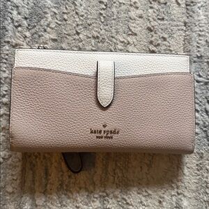 Meet your Posher, Monicah